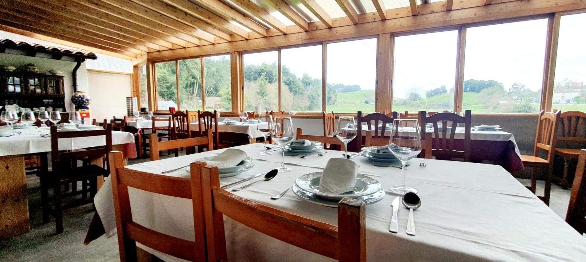 Hotel Sidreria La Casa Abajo La Franca Esterno foto