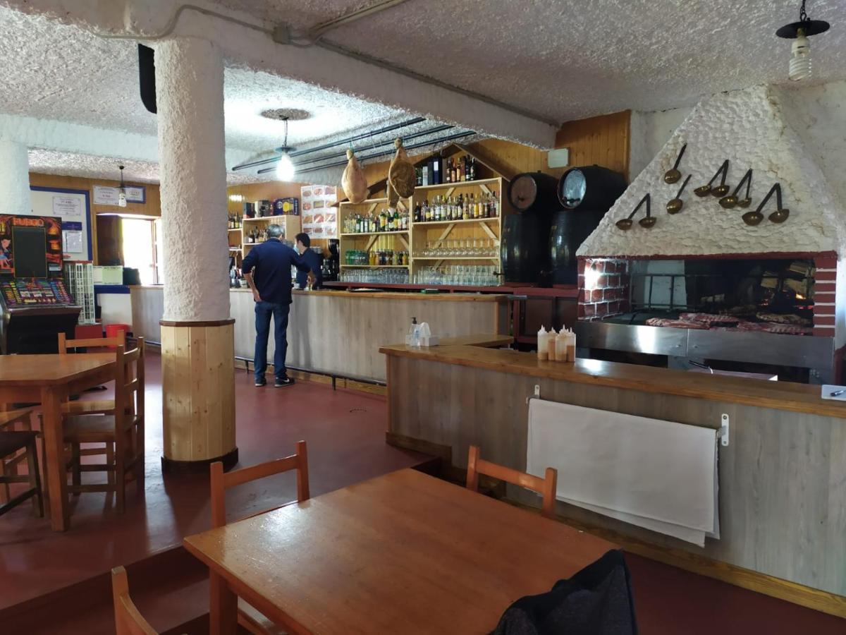 Hotel Sidreria La Casa Abajo La Franca Esterno foto